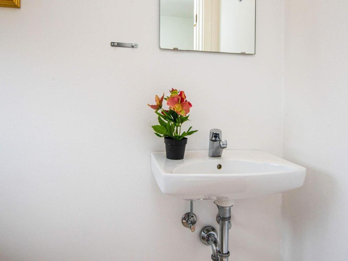 8 Person Holiday Home In Ulfborg Thorsminde Екстер'єр фото